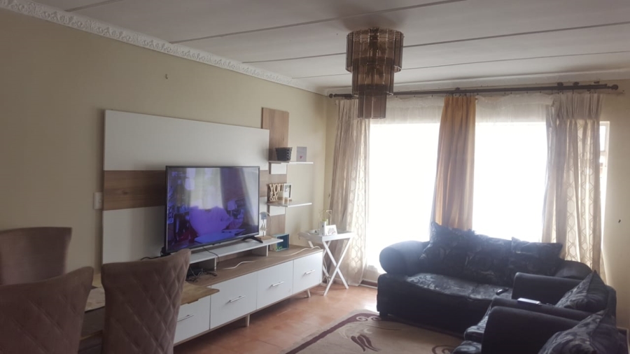 2 Bedroom Property for Sale in Navalsig Free State